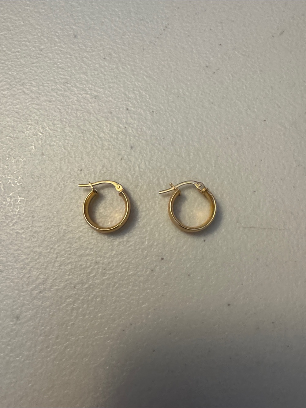 ROEN NYC 18k solid gold hoop earrings
